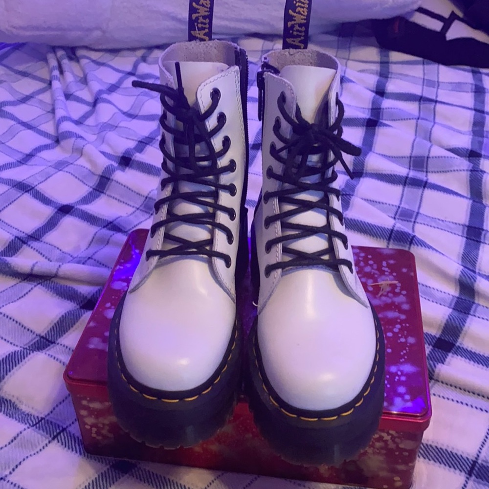 Jadon dr martens